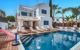 Amphitrite Villa